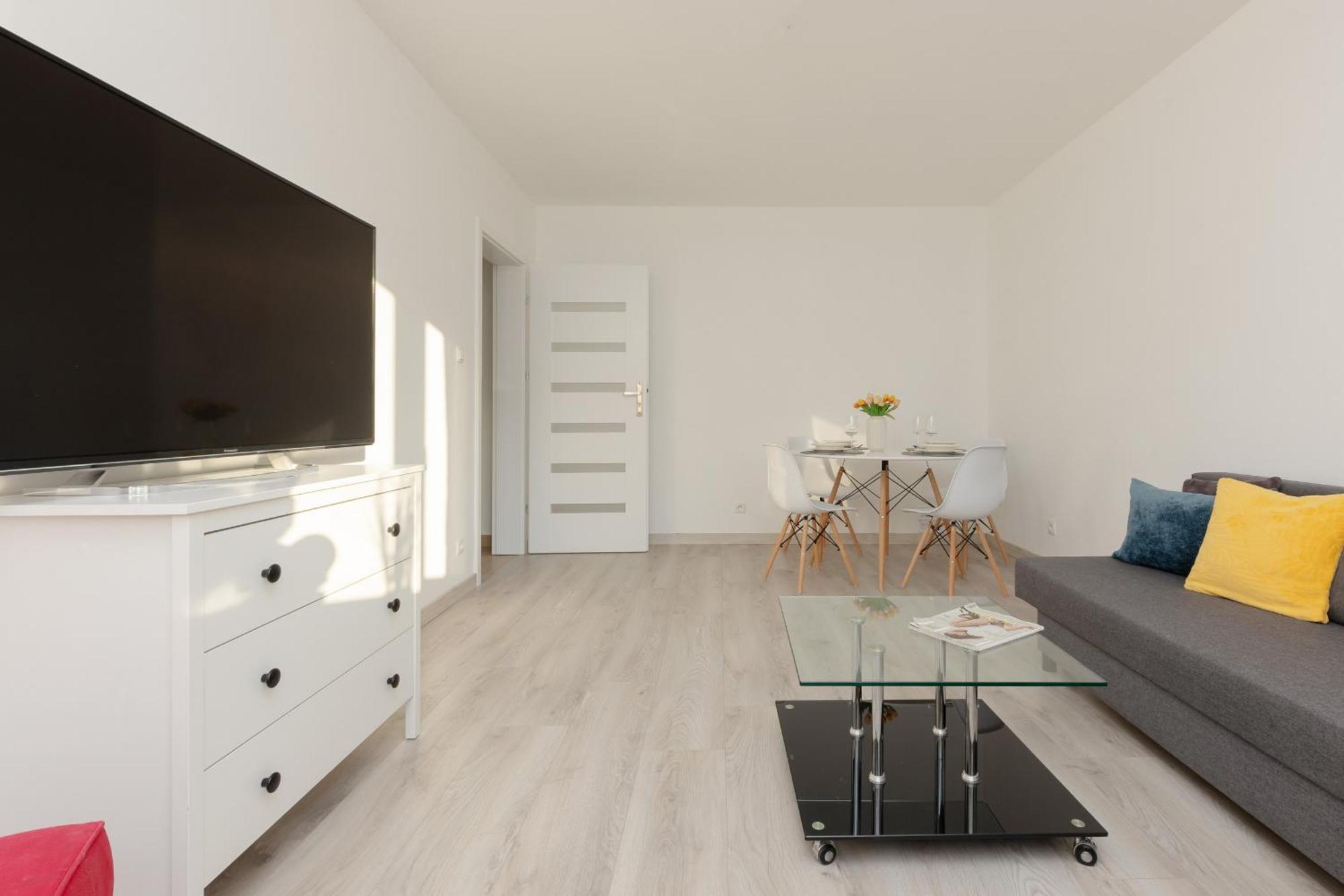 Kopcinskiego Bright & Spacious Apartment Warsaw Ursynow By Noclegi Renters Exteriör bild